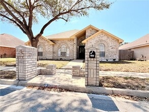 Building Photo - 35 West St