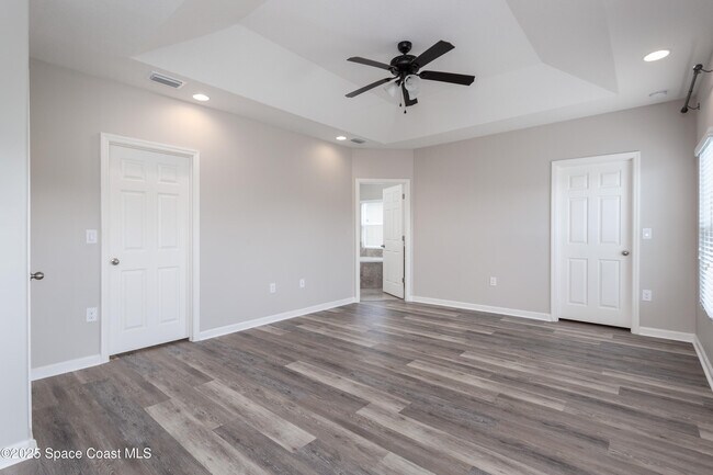 Building Photo - 4105 Harvest Cir
