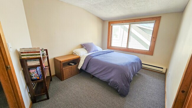 Bedroom 4 - 904 20th Ave SE