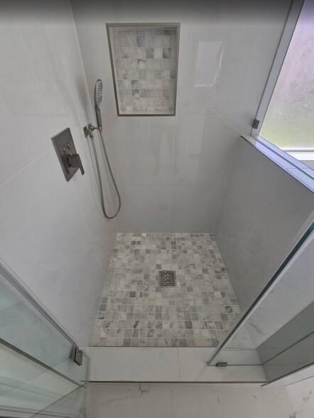 Building Photo - 10421 Trevino Ln