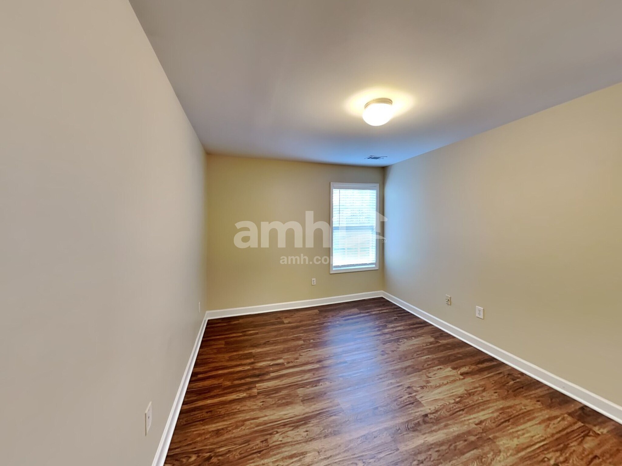 Building Photo - 708 Austin Creek Dr