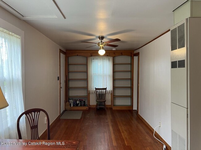 Building Photo - 7 Pohndorf Dr