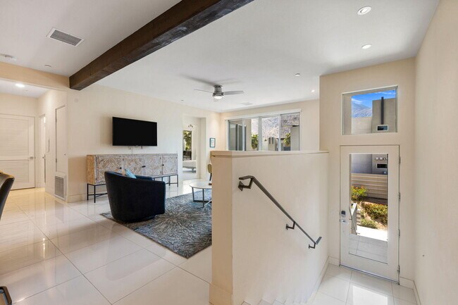 Building Photo - 191 The Riv