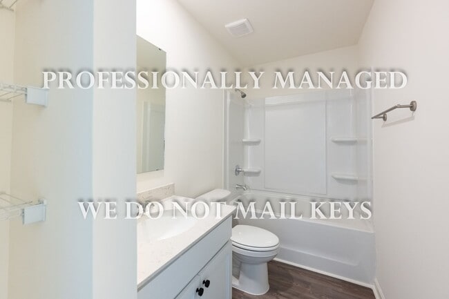 Building Photo - 7009 Peppermill Way