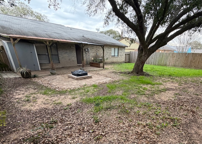 Building Photo - 24307 Rockin 7 Dr