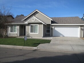 Building Photo - Completely remodeled home near Mountain Vi...
