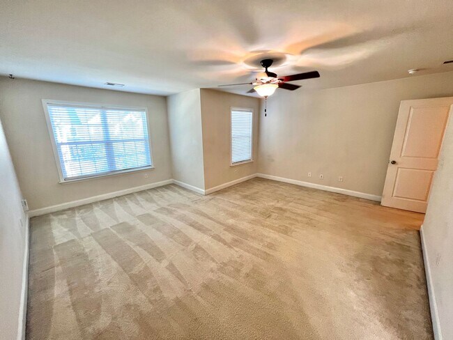 Building Photo - 1708 Restoration Ct