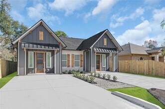 Building Photo - Bunche Duplexes