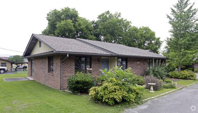 Building Photo - 408 Eastgate Rd