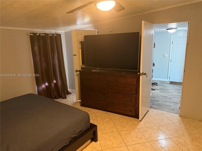 Building Photo - 20606 NW 55th Ct