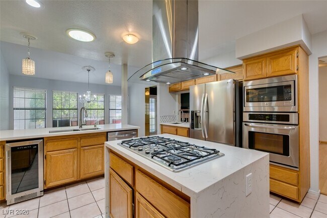 Building Photo - 224 Garfield Dr