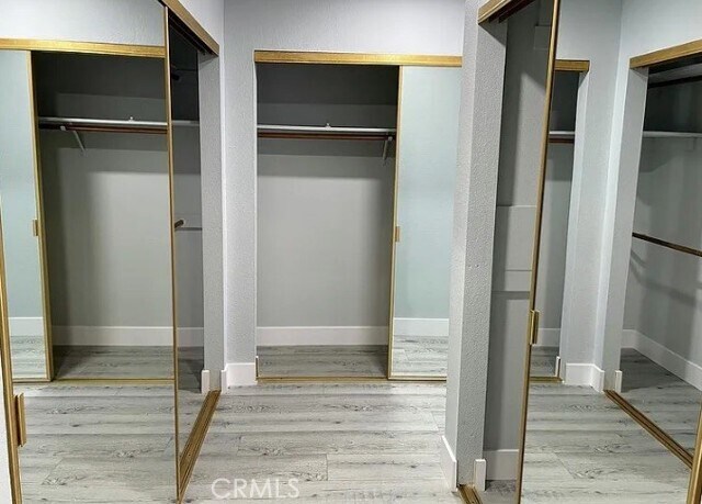 Building Photo - 5401 Zelzah Ave