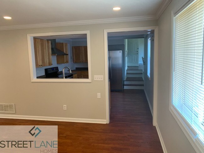 Building Photo - Charming 3 Bedroom in Columbus!