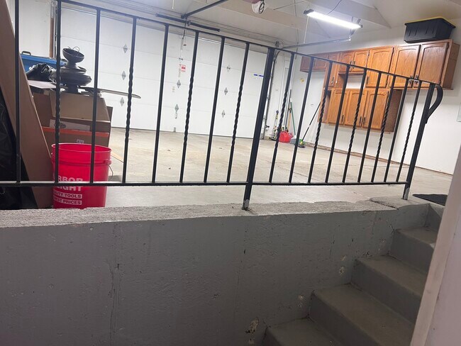 Building Photo - 7213 Bateman St