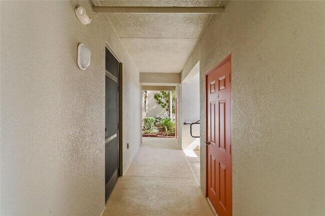 Building Photo - 7121 River Hammock Dr