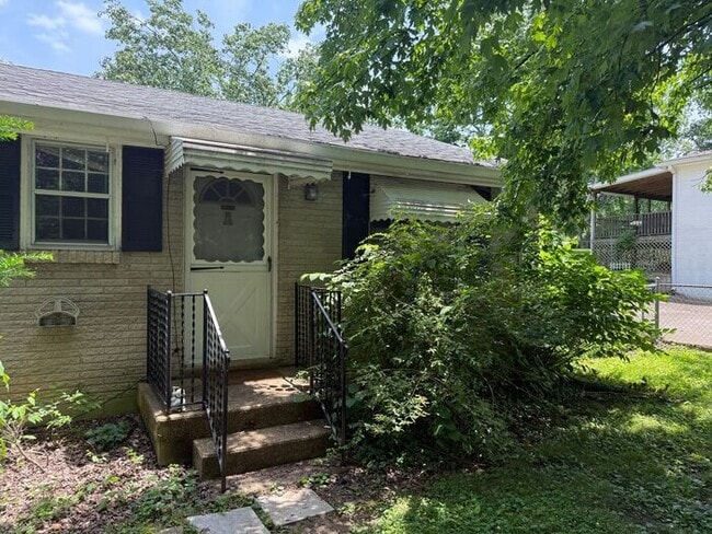 Primary Photo - Cute 1 Bedroom in East Nashville!