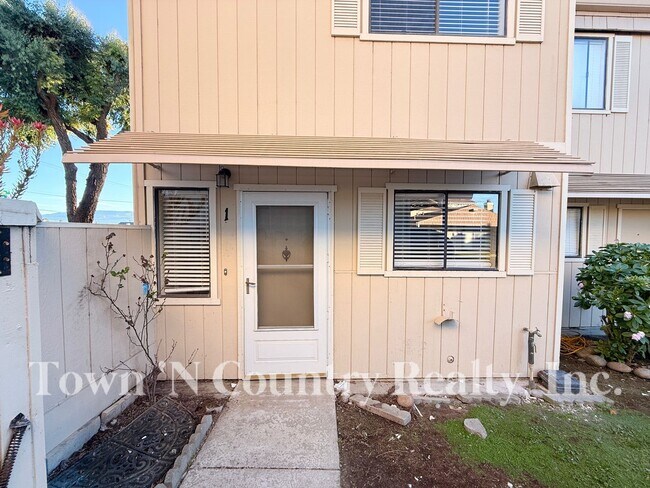 Building Photo - 100 W Rossi St