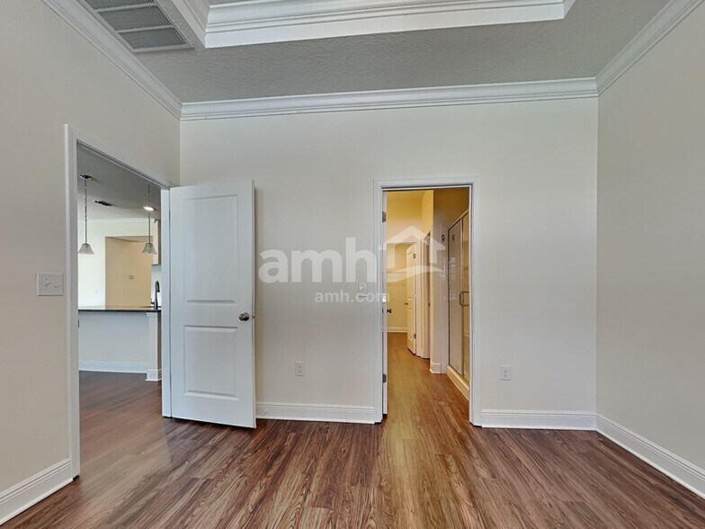 Building Photo - 7918 Stumble Journey Ln