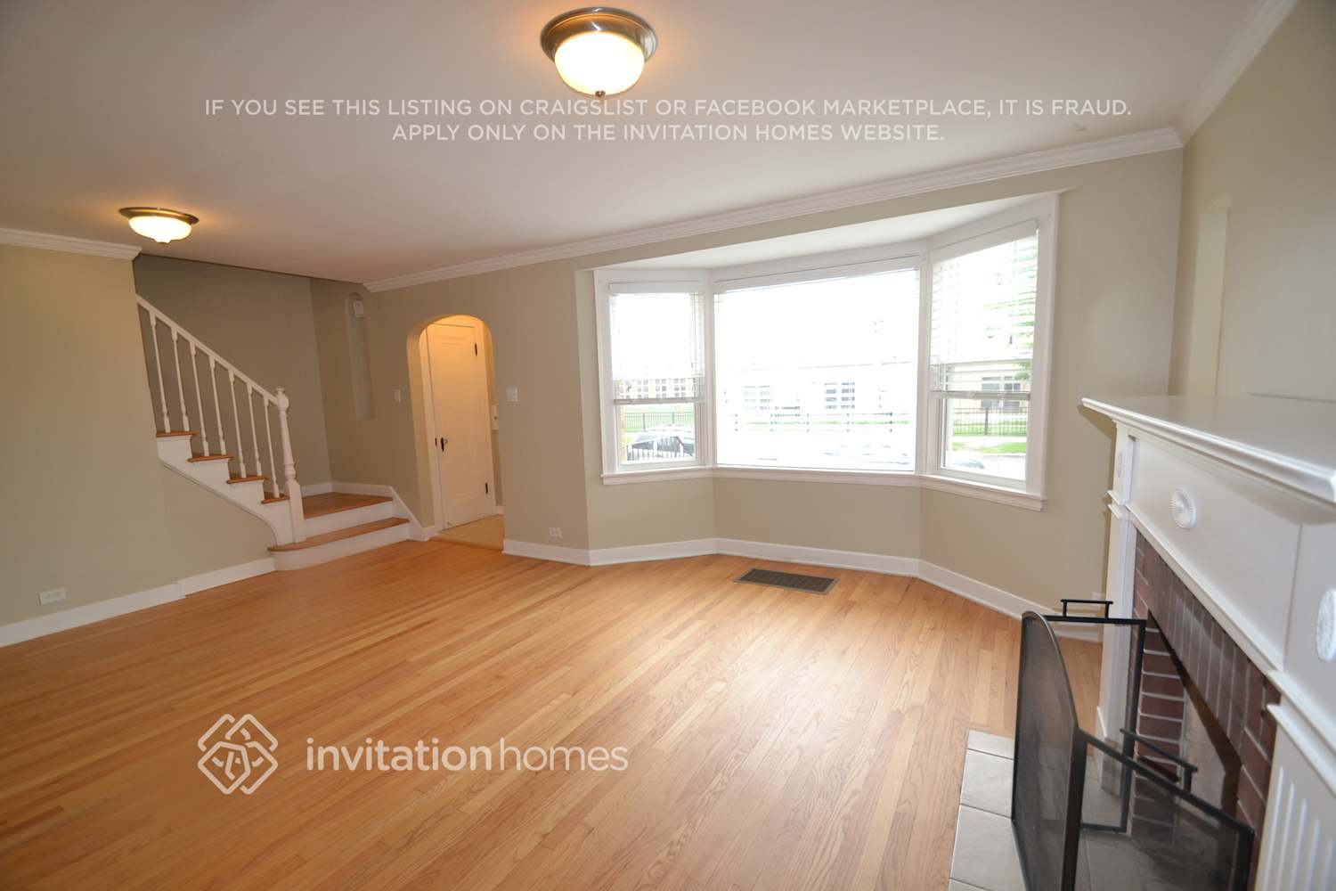 Building Photo - 2904 N McVicker Ave