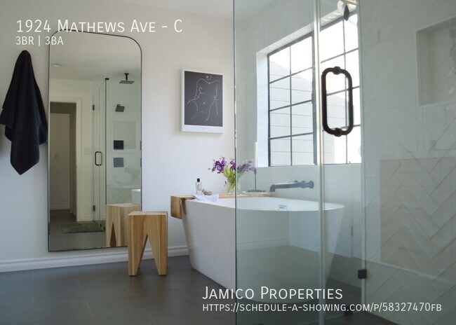 Building Photo - 1924 Mathews Ave