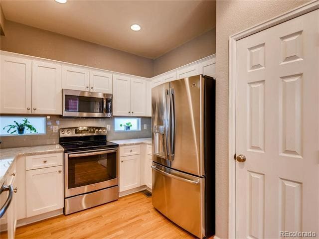 Building Photo - Available July! Beautiful Northfield Home!