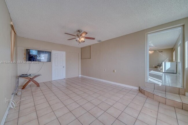 Building Photo - 12220 NE Miami Pl