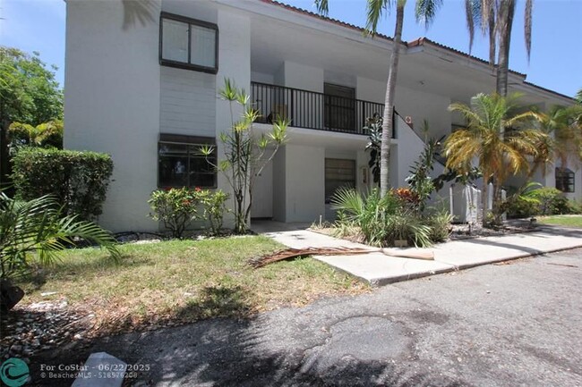 Building Photo - 8795 NW 35th St