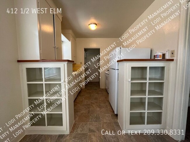 Building Photo - 412 1/2 WEST ELM-