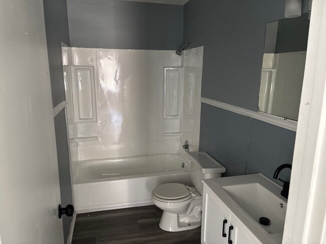 Building Photo - 177 Stardust Dr