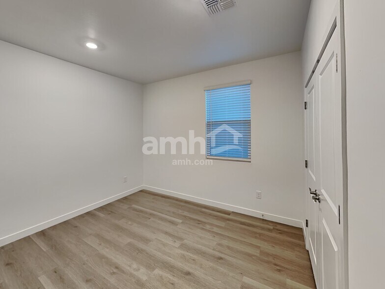Building Photo - 14155 N Luckett Rd