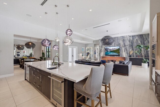 Building Photo - 17101 Magnolia Estates Dr