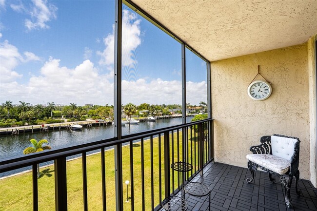 Building Photo - 601 Three Islands Boulevard