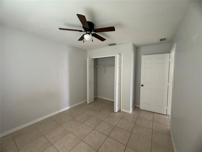 Building Photo - 2112 Redmond St