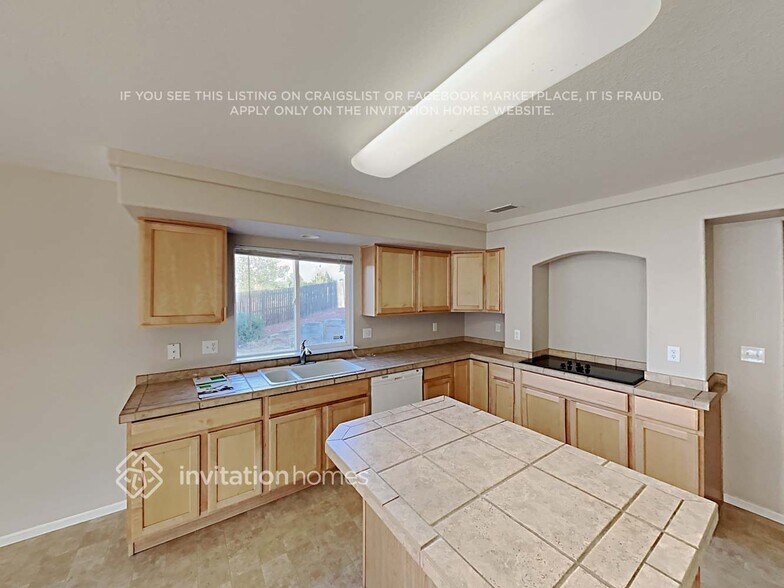 Building Photo - 4810 Flanders Way