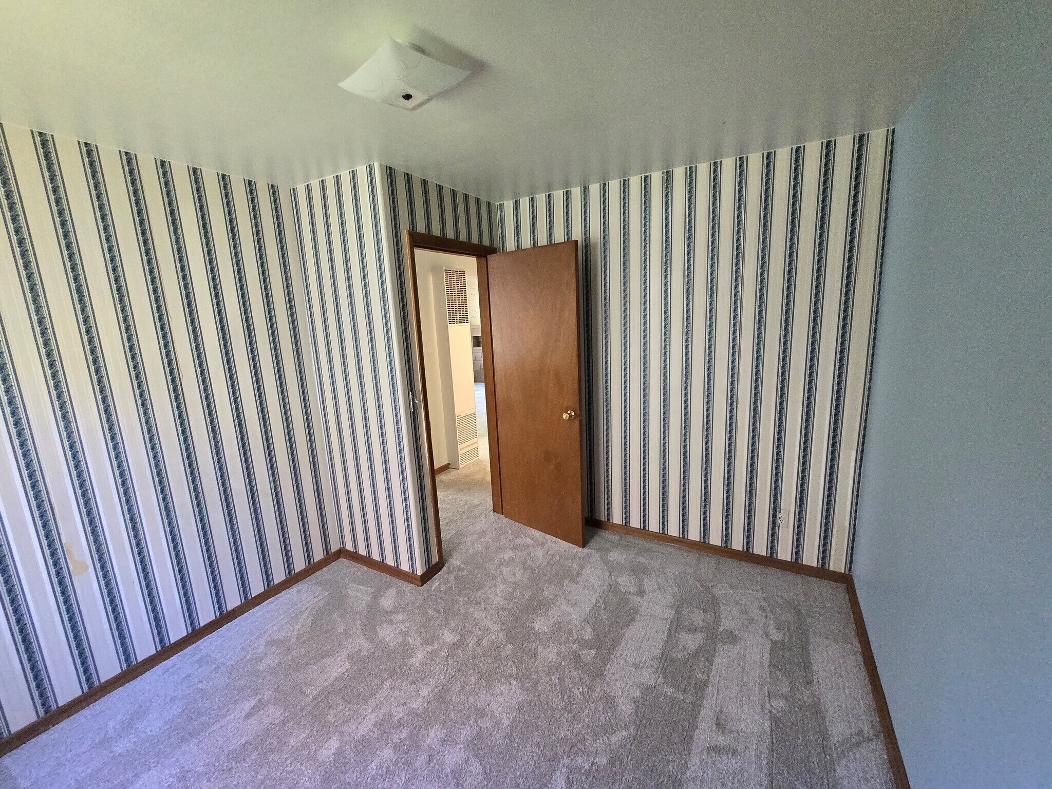 Bedroom entrance - 4005 N 24th St