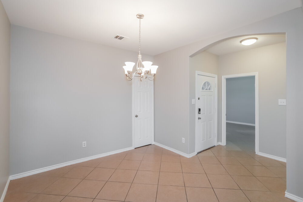 Building Photo - 2113 Beacon Way