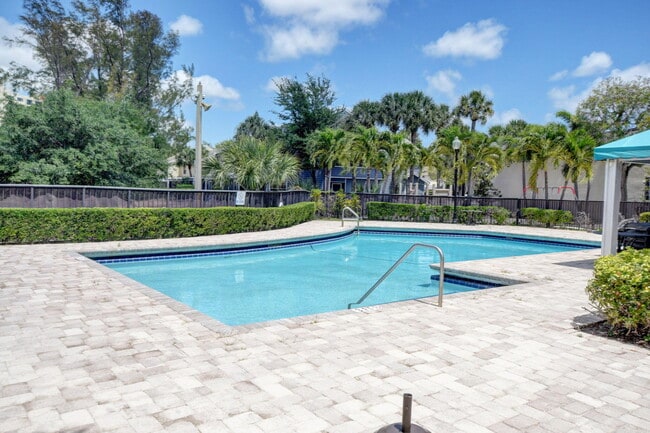 Building Photo - 5469 Grand Park Pl