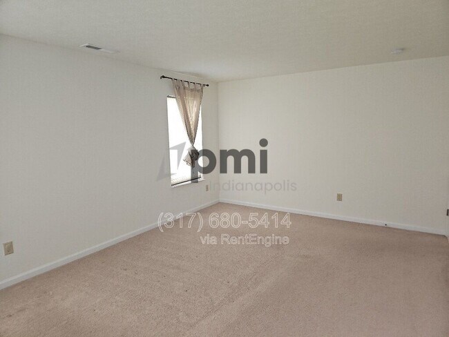 Building Photo - 5240 Castamere Dr