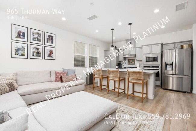 Building Photo - 965 Thurman Way
