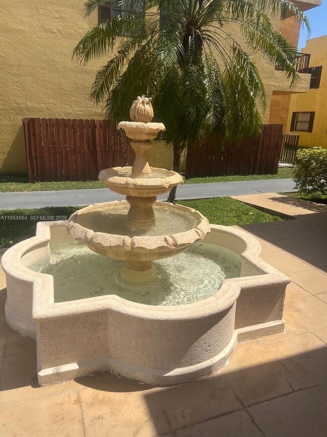 Building Photo - 526 NW 114th Ave