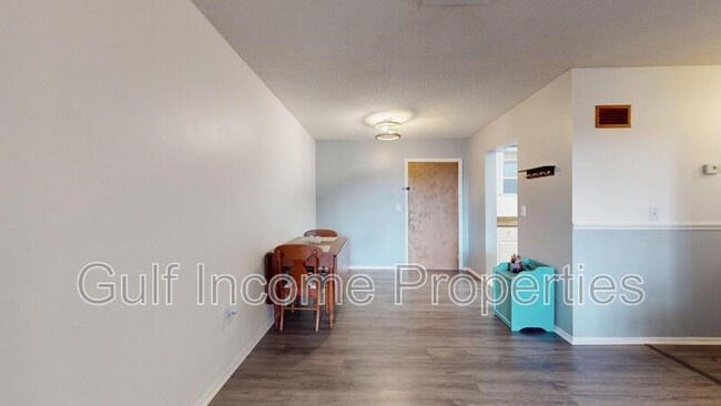 Building Photo - 5503 Fountain Lake Cir