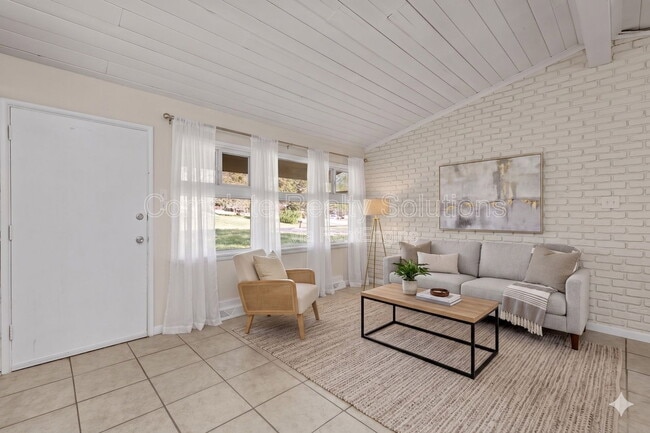 Building Photo - 62 Capitol Hill Dr