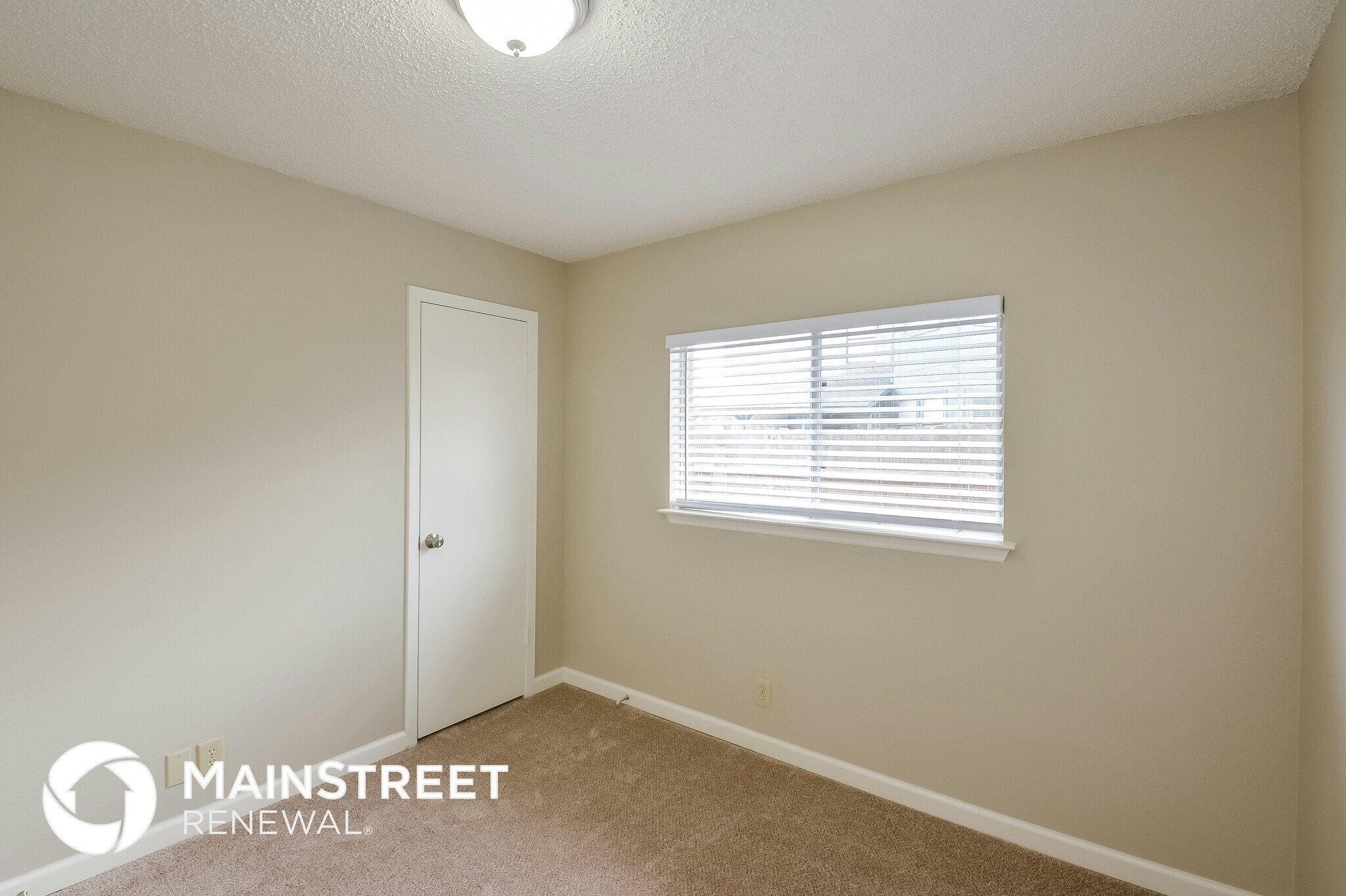 Building Photo - 8007 Manderly Pl