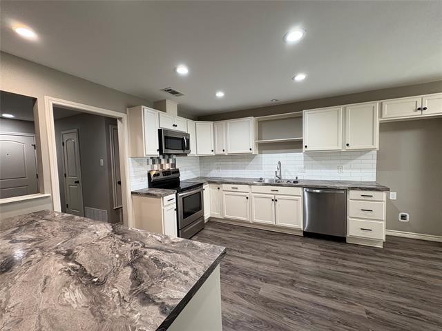 Building Photo - 1226 Canyon Oaks Dr