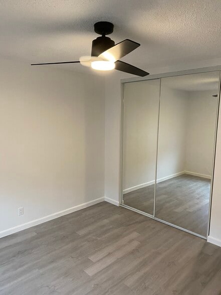 Building Photo - 2406 W Imperial Hwy