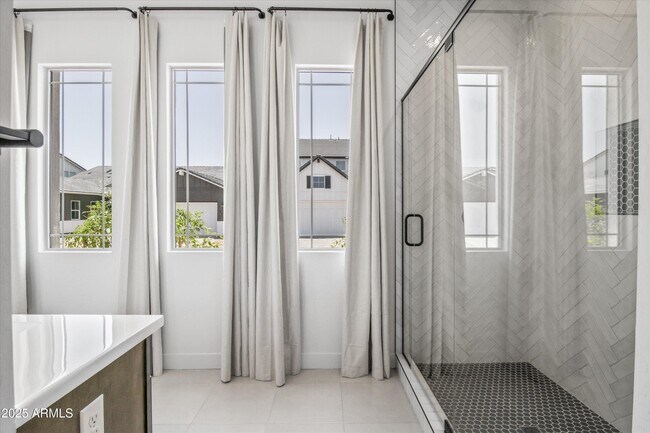 Building Photo - 17254 W Vacaville St