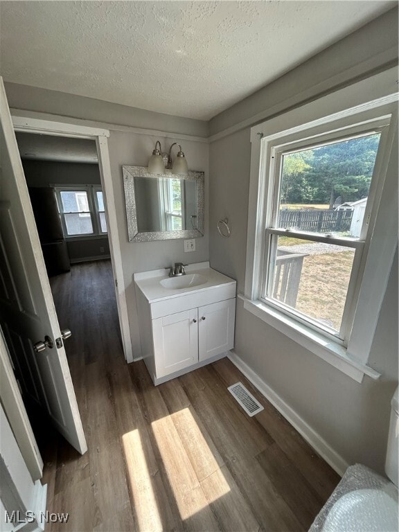 Building Photo - 1102 Palmetto Ave