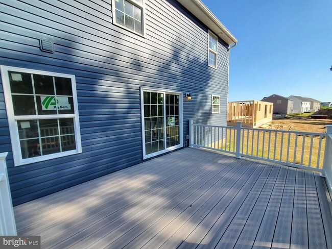 Building Photo - 205 Cilento Dr