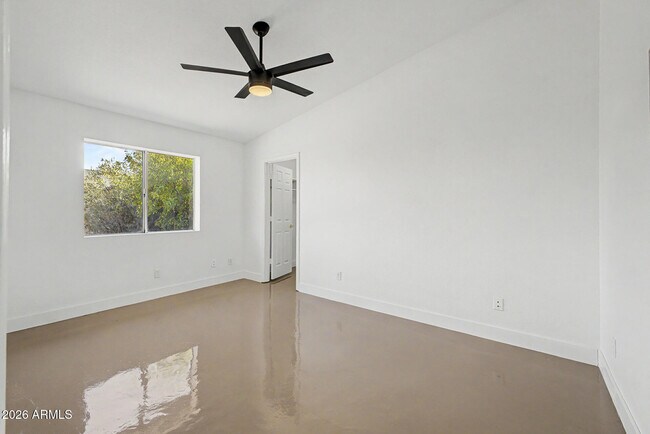 Building Photo - 16223 N 40th Pl