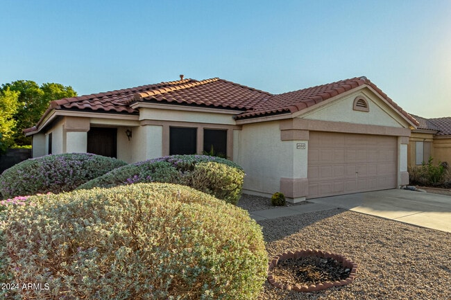 Building Photo - 10513 W Louise Dr
